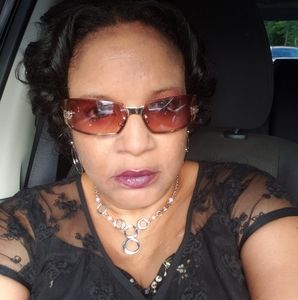 Meet your Posher, Tonya